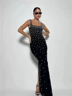 Λαμπερό μαύρο αμάνικο φόρεμα maxi